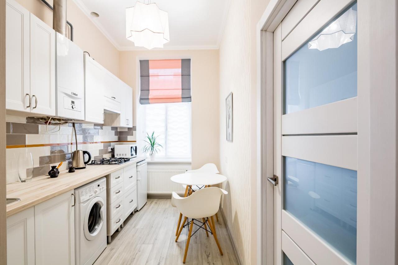 Old Town Cosy Apartment Lviv Bagian luar foto
